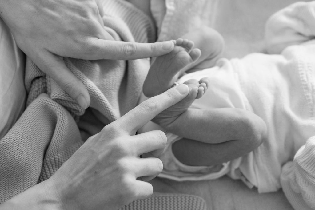 Чем заняться с новорождённым до 3 месяцев