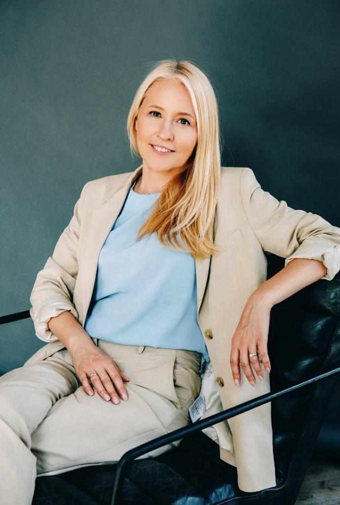 Надия Черкасова о том, как рушить стереотипы, воспитывать троих детей и вдохновлять женщин-предпринимателей страны Надия Черкасова о том, как рушить стереотипы, воспитывать троих детей и вдохновлять женщин-предпринимателей страны