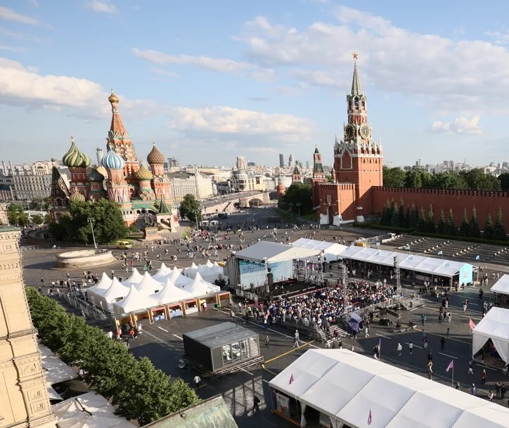 Десятый юбилейный книжный фестиваль «Красная площадь» 2024