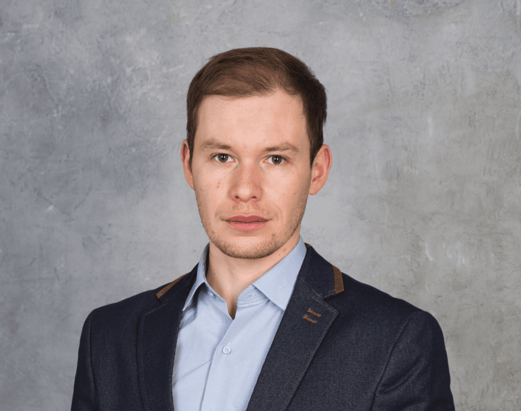 Как научить ребёнка запоминать стихи, даты и правила: советы Шамиля Ахмадуллина