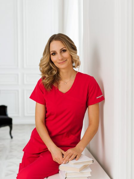 Анна Левадная